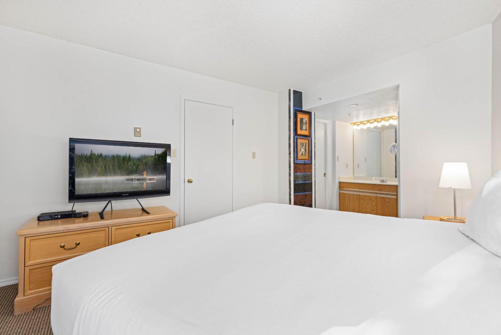 The Marquise By Whistler Premier Apartment ภายนอก รูปภาพ