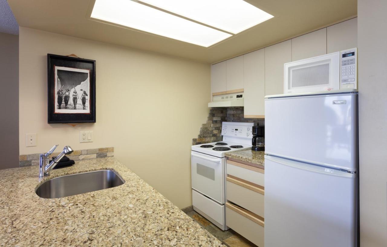 The Marquise By Whistler Premier Apartment ภายนอก รูปภาพ